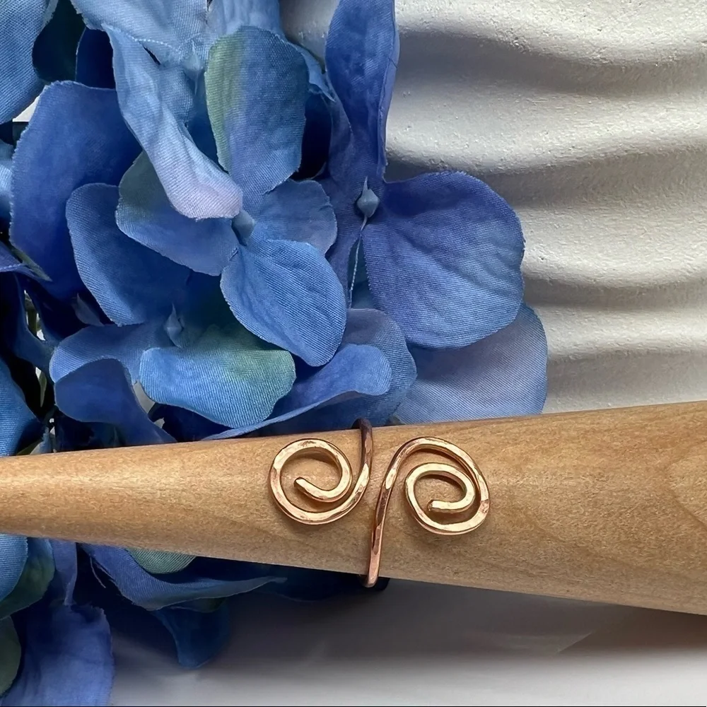 Hammered Copper Swirl Ring